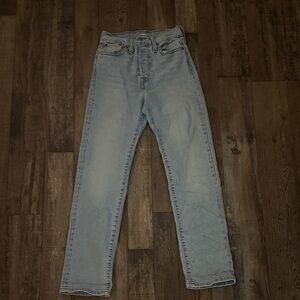 Levi's Women's Light Blue Straight Leg Jeans